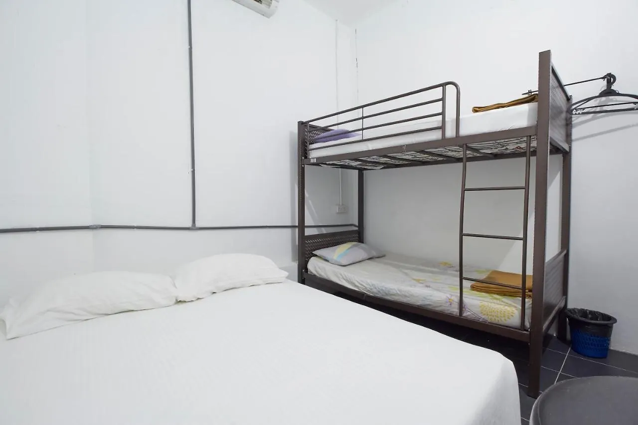 Tonight Hotel Hostel ジョージタウン 2*,